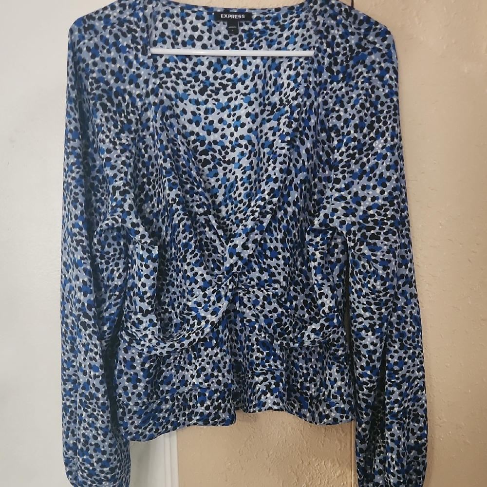 Express Women's Vibrant Blue Patterned Blouse